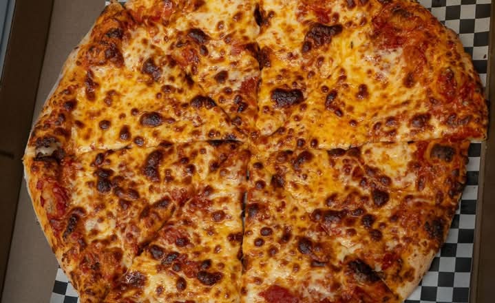CHEESE PIZZA