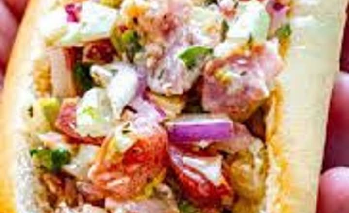 CHOPPED ITALIAN SANDWICH