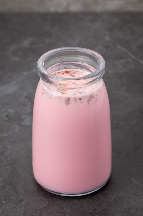 Pink Tea (kashmiri Chai)