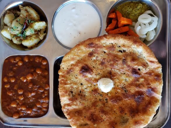 Amritsari Kulcha with Channa
