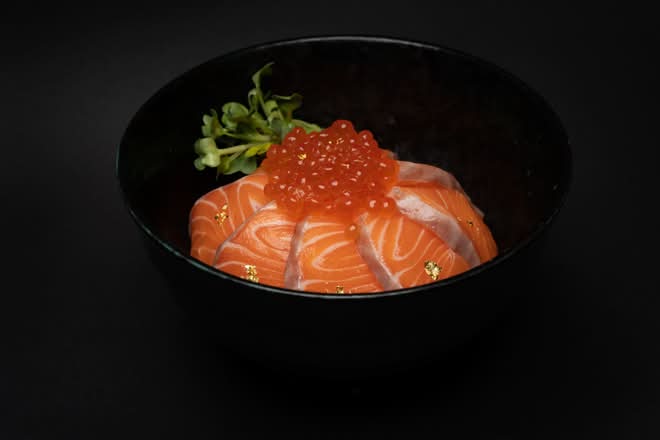 Salmon & Ikura Don