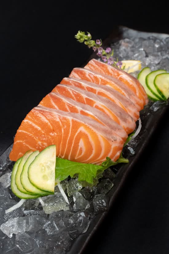 Salmon (6 pcs)