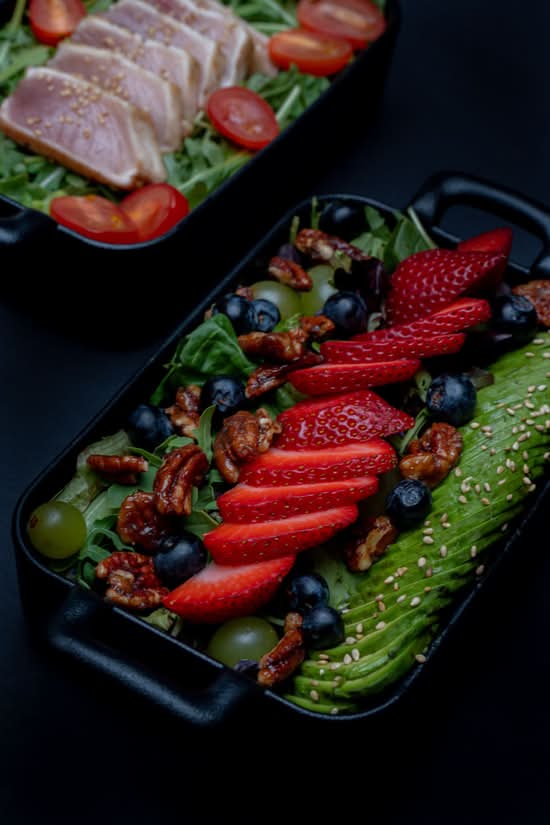Season Salad Avocado Bowl