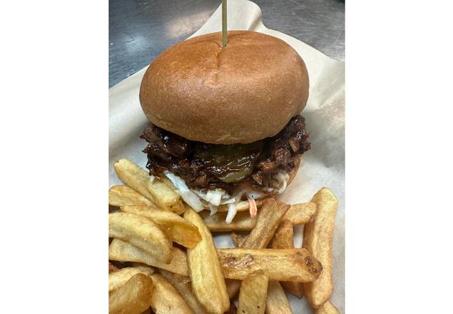 Pulled Pork Sandwich