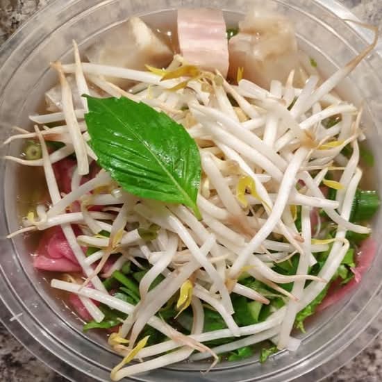 Phở Tái Gân