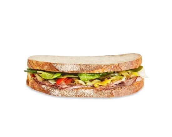 Sandwich au rôti de boeuf et légumes grillés / Roast Beef & Grilled Vegetables Sandwich