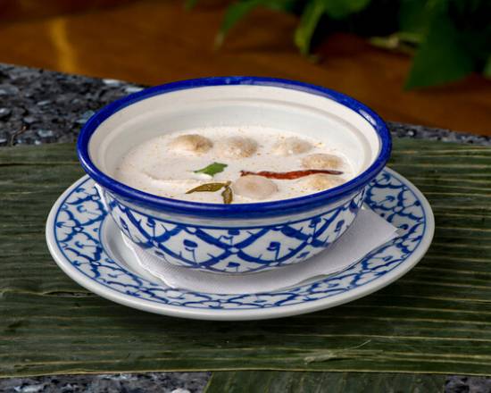 Coconut Chicken Soup (Tom Kha Gai)