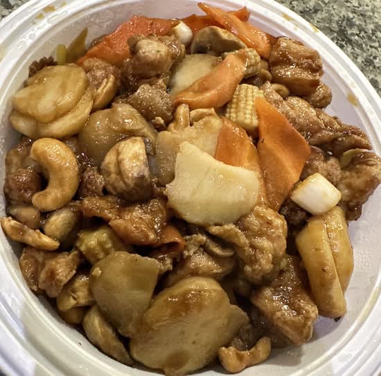 36.Diced Chicken with Cashew Nuts