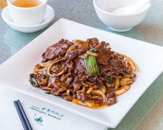 64.Beef with Green Onion