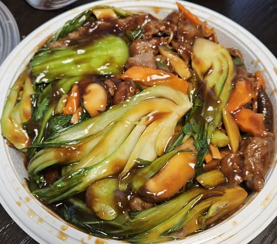 100.Beef Chow Mein (Pan Fried Noodle)