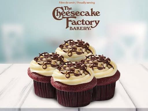 Red Velvet Cupcakes (4)