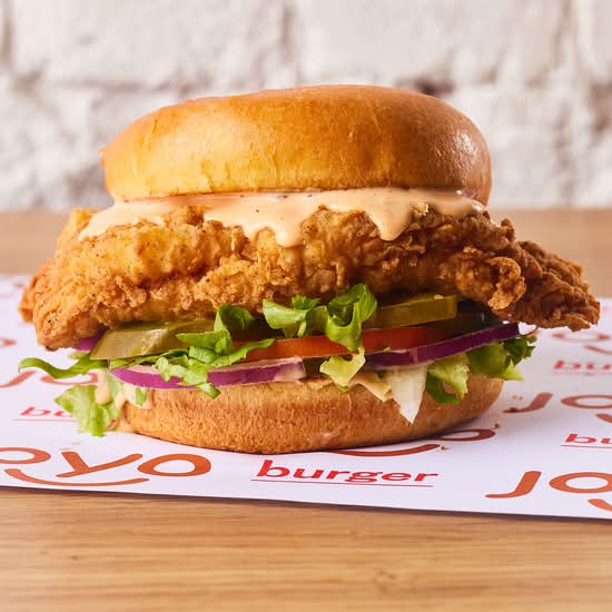 Burger poulet frit classique / Classic Fried Chicken Burger