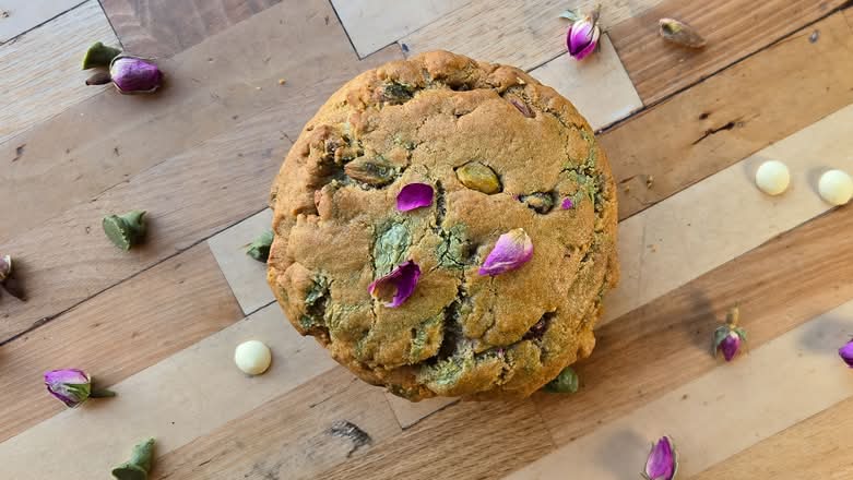 Pistachio White Chocolate Cookie