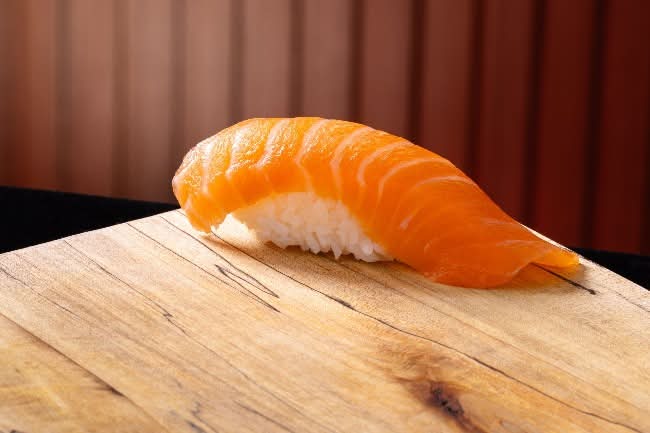 Salmon sushi