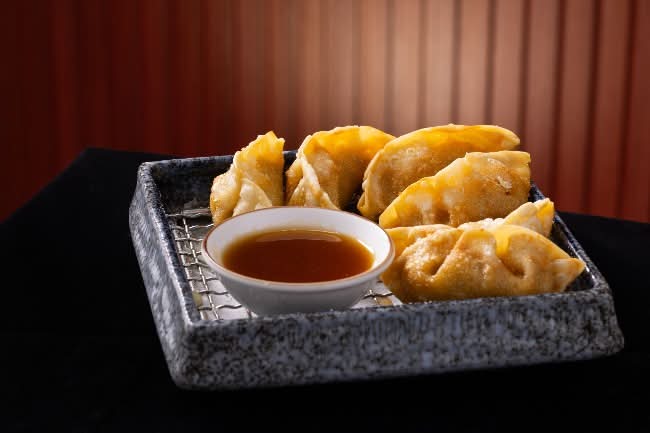 Deep Fried Gyoza (6pcs)
