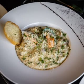 Seafood Fettuccine Alfredo