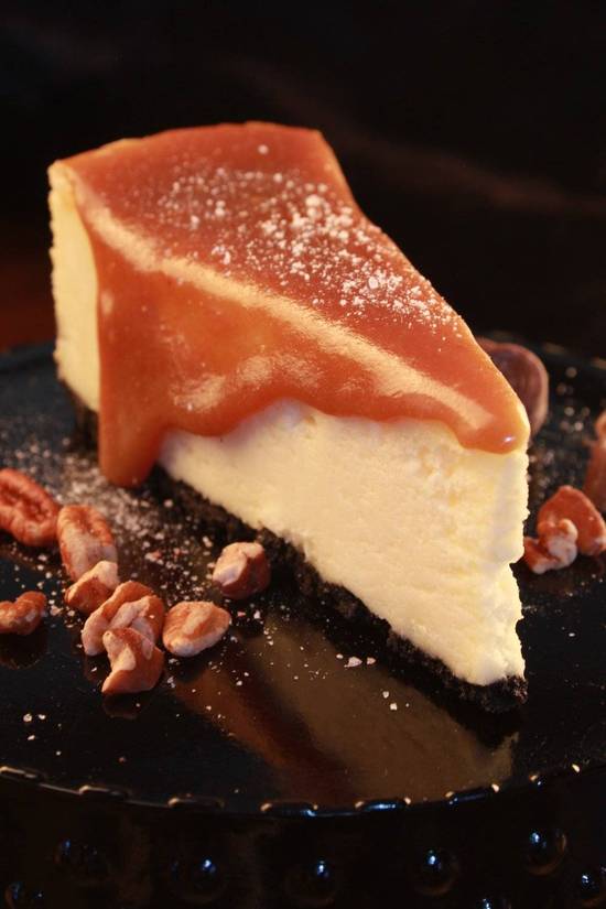 Salted caramel cheesecake