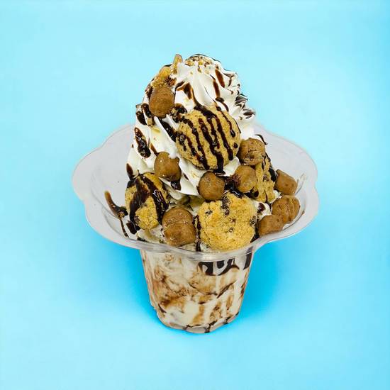 Cookie dough sundae