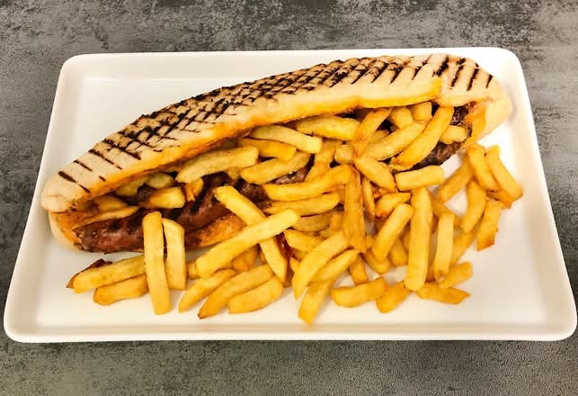 Sandwich Frites Merguez / Merguez Fries Sandwich