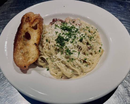 Chicken fettuccine