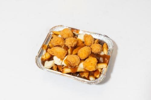 Small Popcorn Chicken Poutine