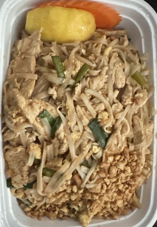 Chicken Pad Thai