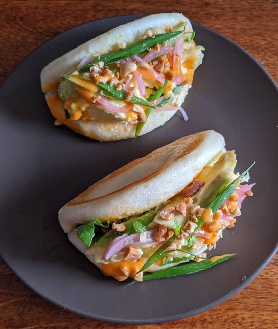 Stir Fry Beef  Bao Sandwich (2pc)