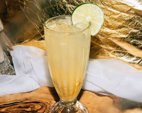 D11. Salted Pickled Lime w/ Soda Drink (Soda Chanh Muoi))