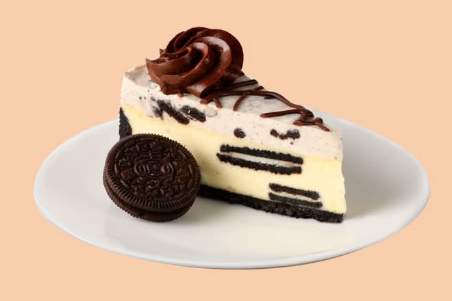 Oreo Cookies and Cream Cheesecake