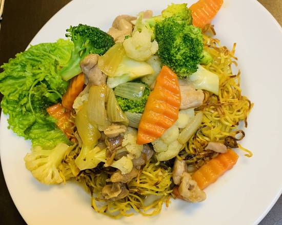 #55. Stir Fried Chicken & Vegetables on Crispy Egg Noodle