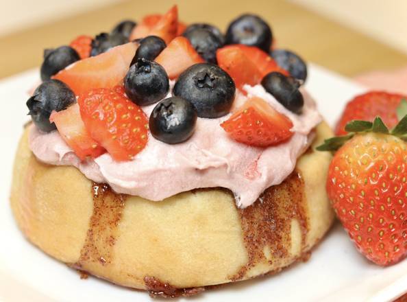 Berry Blast Roll