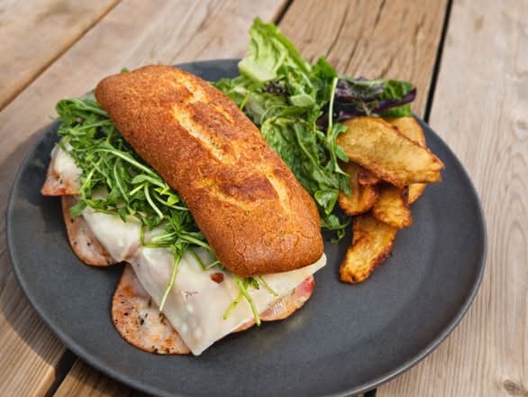 Jambon and Cheese Sandwich