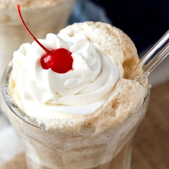 Classic Root Beer Float