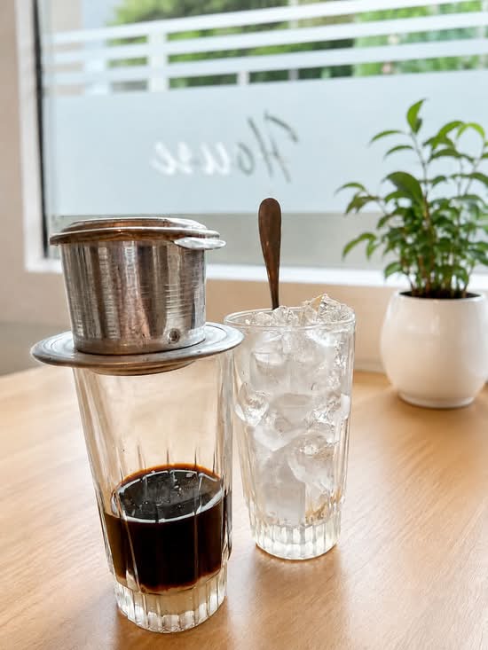 D03. Cafe Sua Da