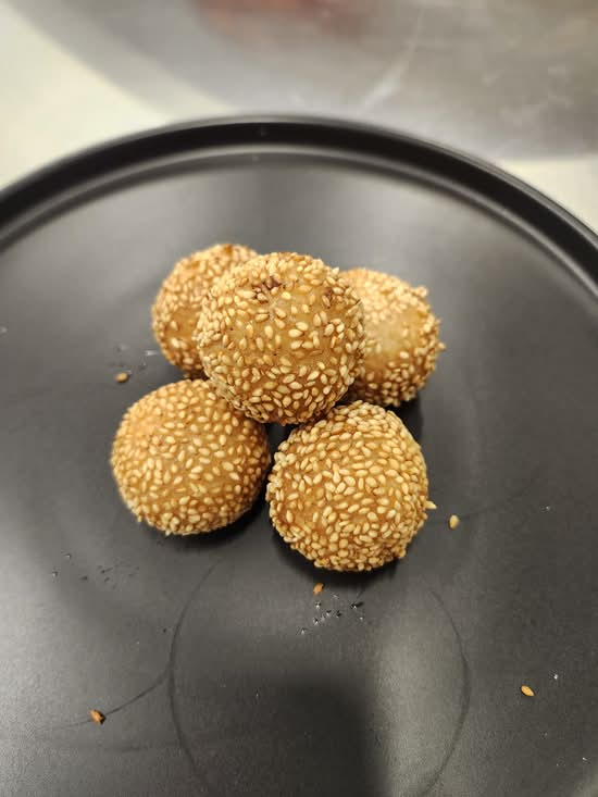 Sesame Seed Balls (5mcx)