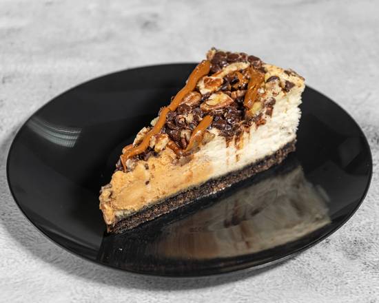 Caramel Pecan Cheesecake
