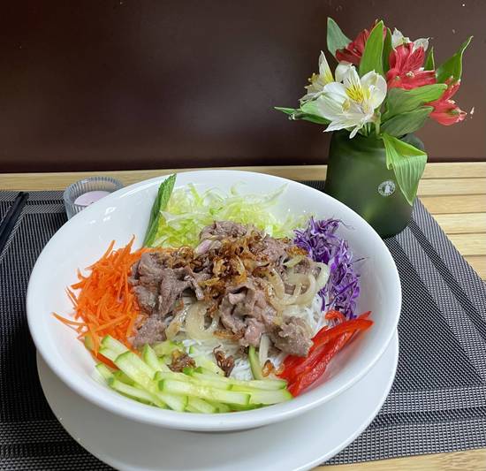 15. Stir-Fried Lemongrass Beef