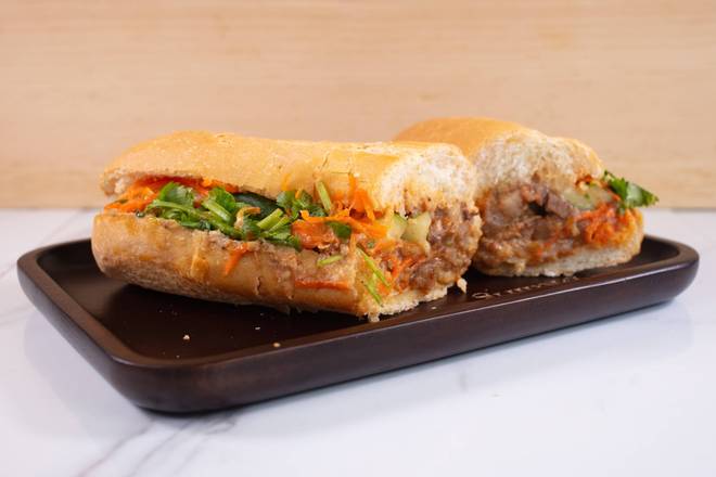Đà Nẵng - Lemongrass Chicken Bánh Mì