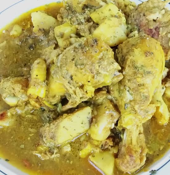 Curry chicken