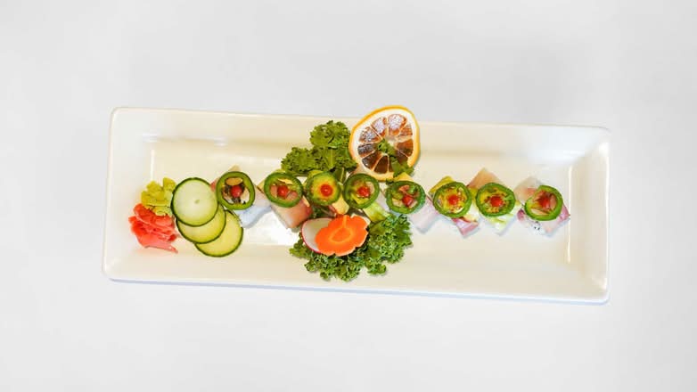 Hamachi Lover Roll