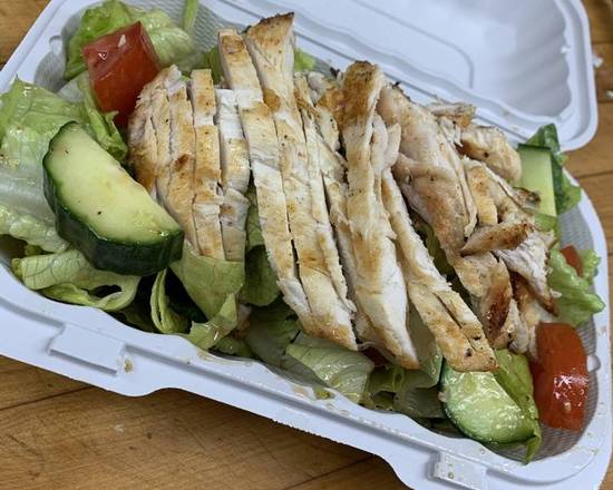 Grilled Chicken Garden Salad