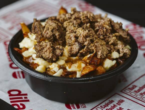 Poutine à la viande haché /Poutine with Minced Meat