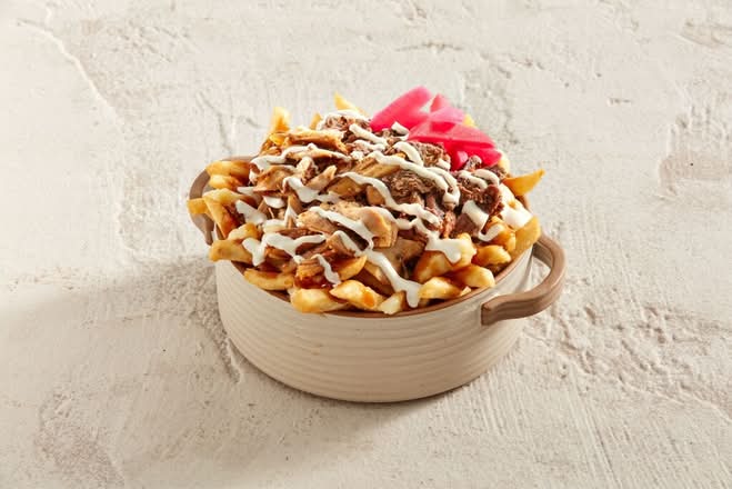 Mixed Shawarma Poutine / Poutine Shawarma mixte