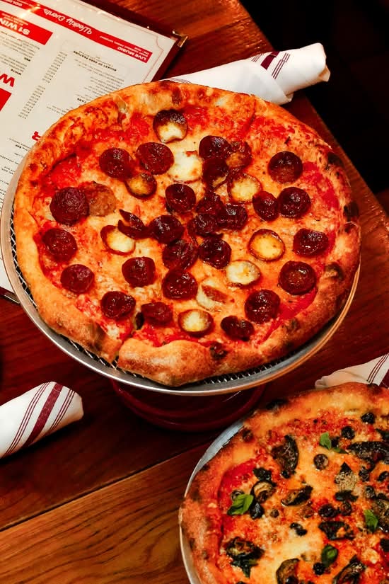 PEPPERONI PIZZA