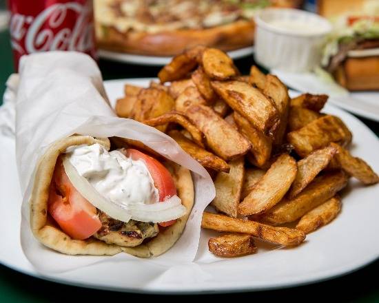 Souvlaki de poulet pita / Chicken Pita Souvlaki