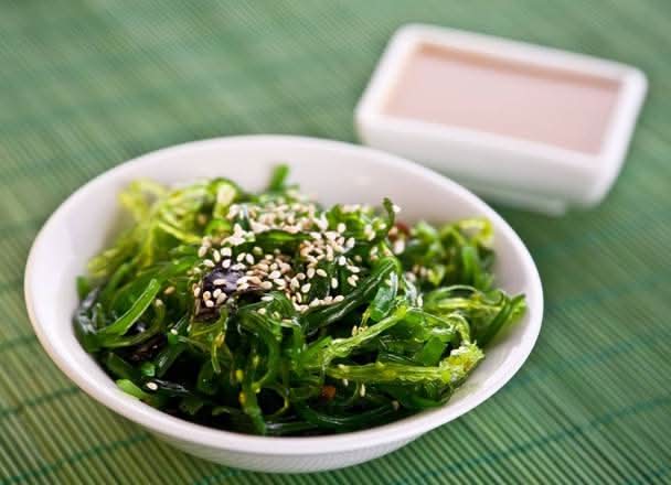 20. Salad d'algues marinées / Shredded Marinated Kelp Salad