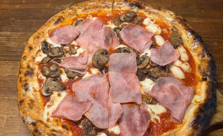 Prosciutto E Funghi Pizza