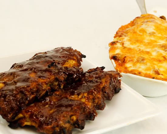 BBQ Ribs with Baked Spaghetti