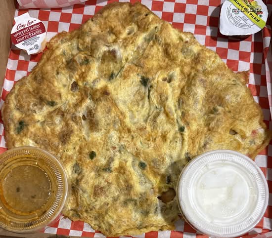 Ande Ka Funda-Omelette Parantha