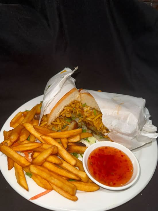Tikki Noodle Burger